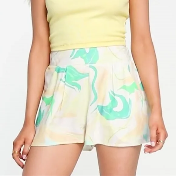 NWT ASOS | High Rise Printed Shorts - Picture 7 of 8